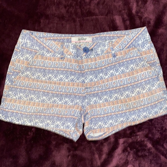 Shorts - Picture 1 of 2